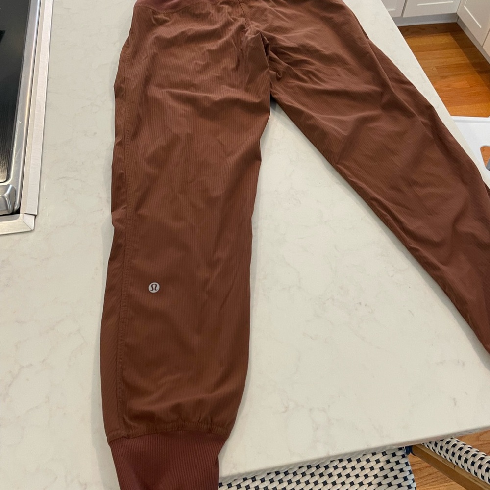 Lululemon Brown Relaxed Joggers with Elastic Cuffs